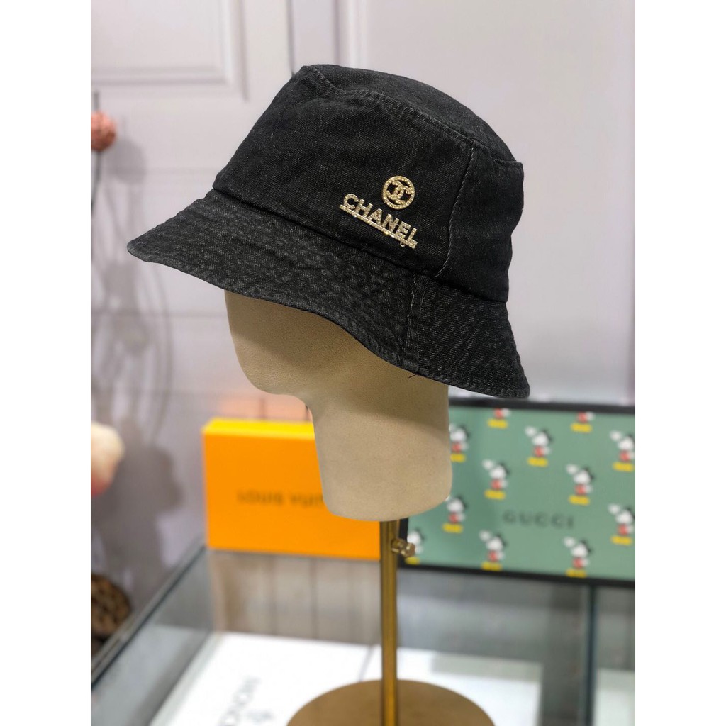 bucket hat chanel