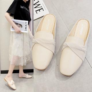 flat heel slippers