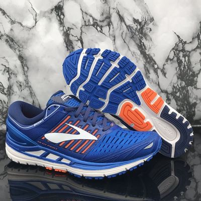 brooks jogging