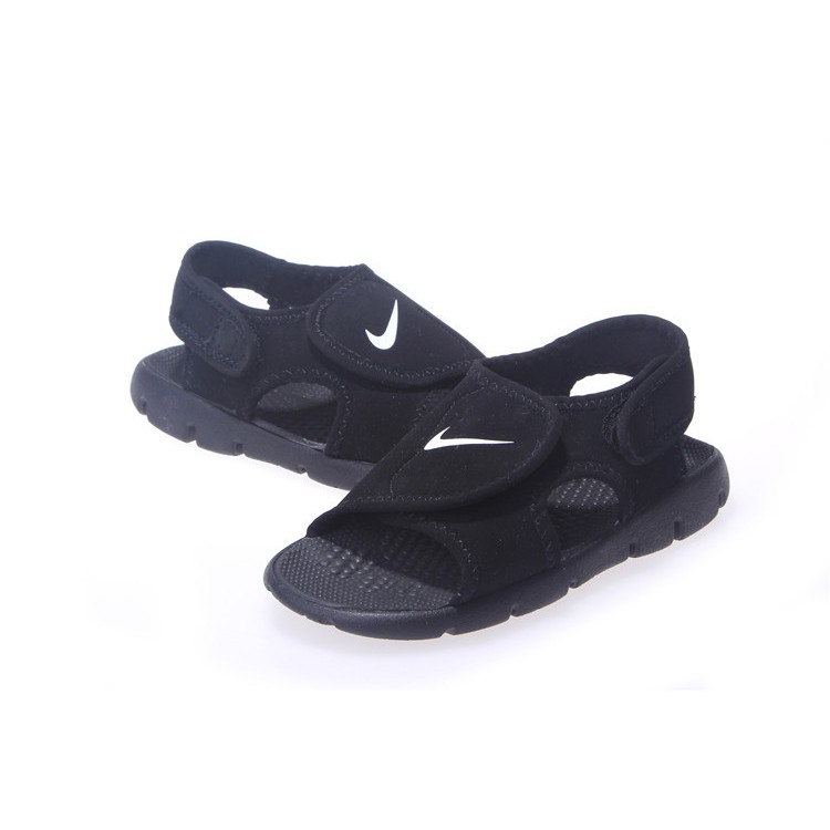 childrens nike flip flops