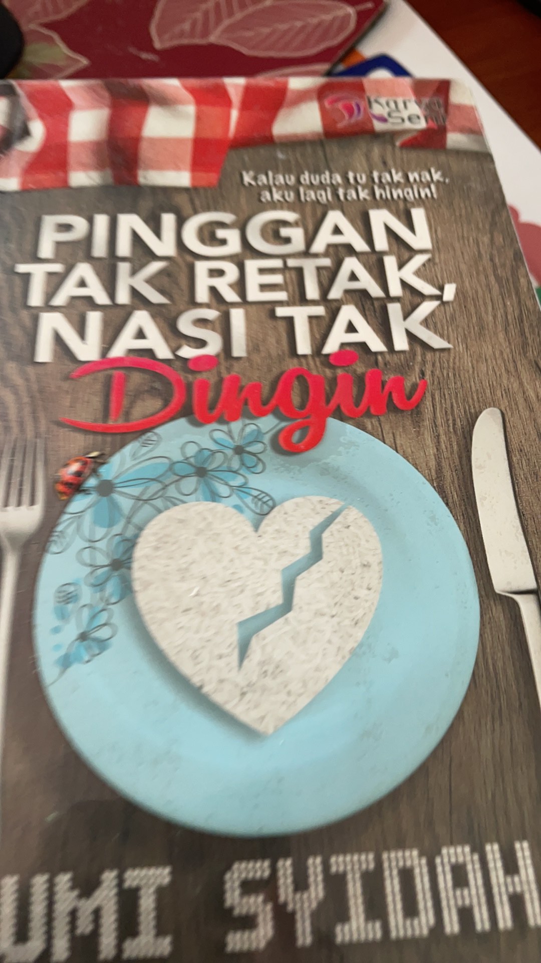 novel pinggan tak retak nasi tak dingin 26