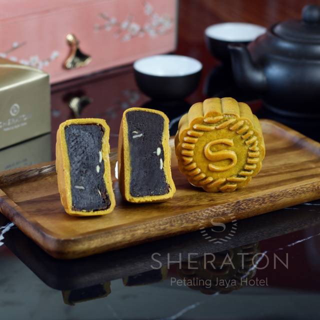 Sheraton Petaling Jaya Hotel Pink Blossom Mooncake Box Shopee Malaysia