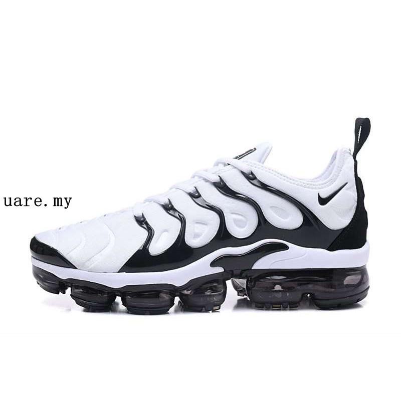 air max vapormax plus white