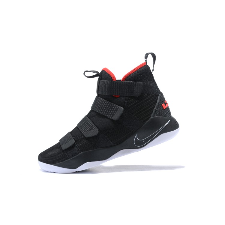 lebron soldier 11 bred