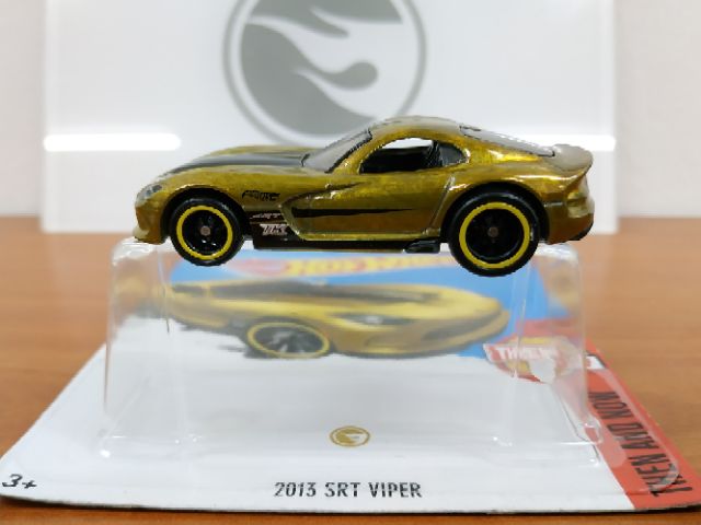 hot wheels 2013 srt viper super treasure hunt