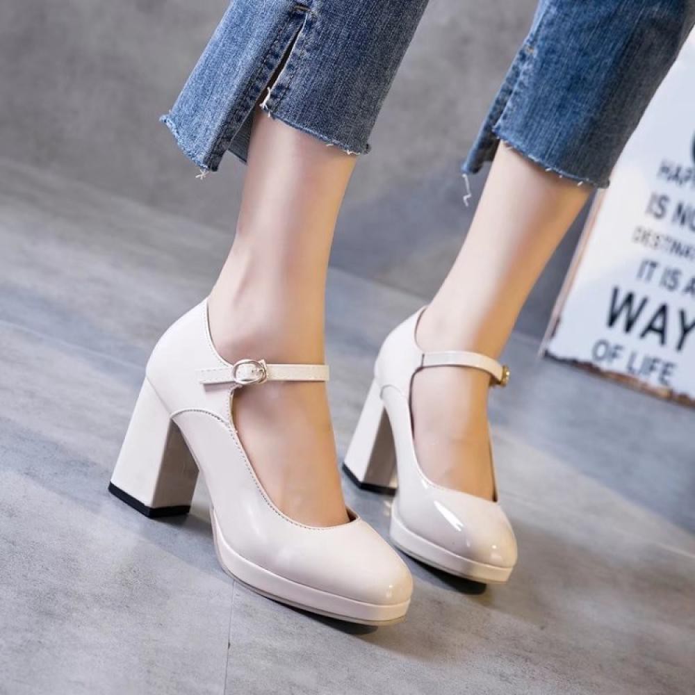 clearance heels