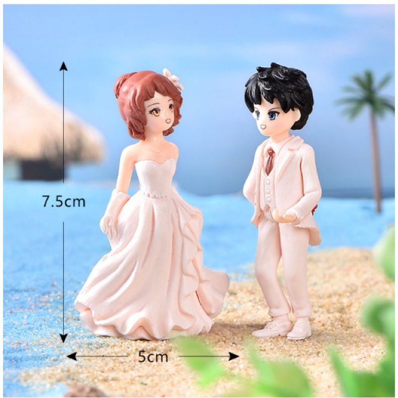 DPT 1 PAIR OF MINIATURE TOY TOPPER DECORATIONS FOR BRIDES, COUPLES, LOVERS, WEDDING CAKES, CAKES