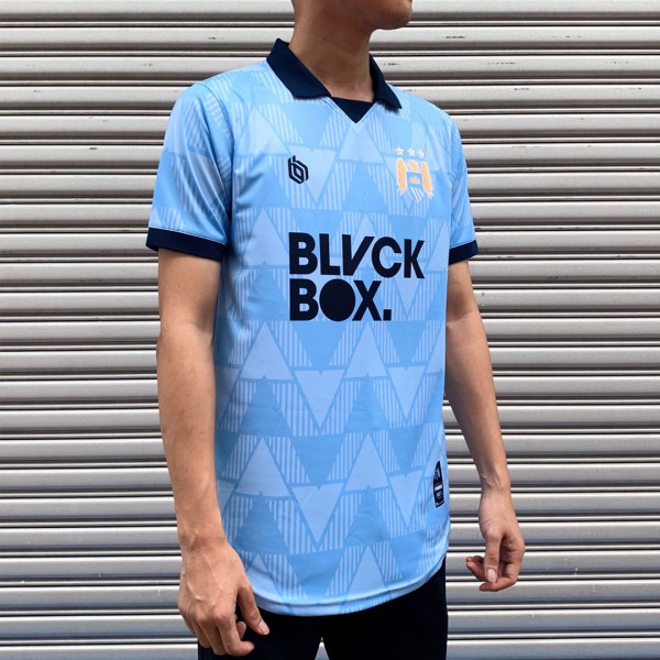 man city retro kit