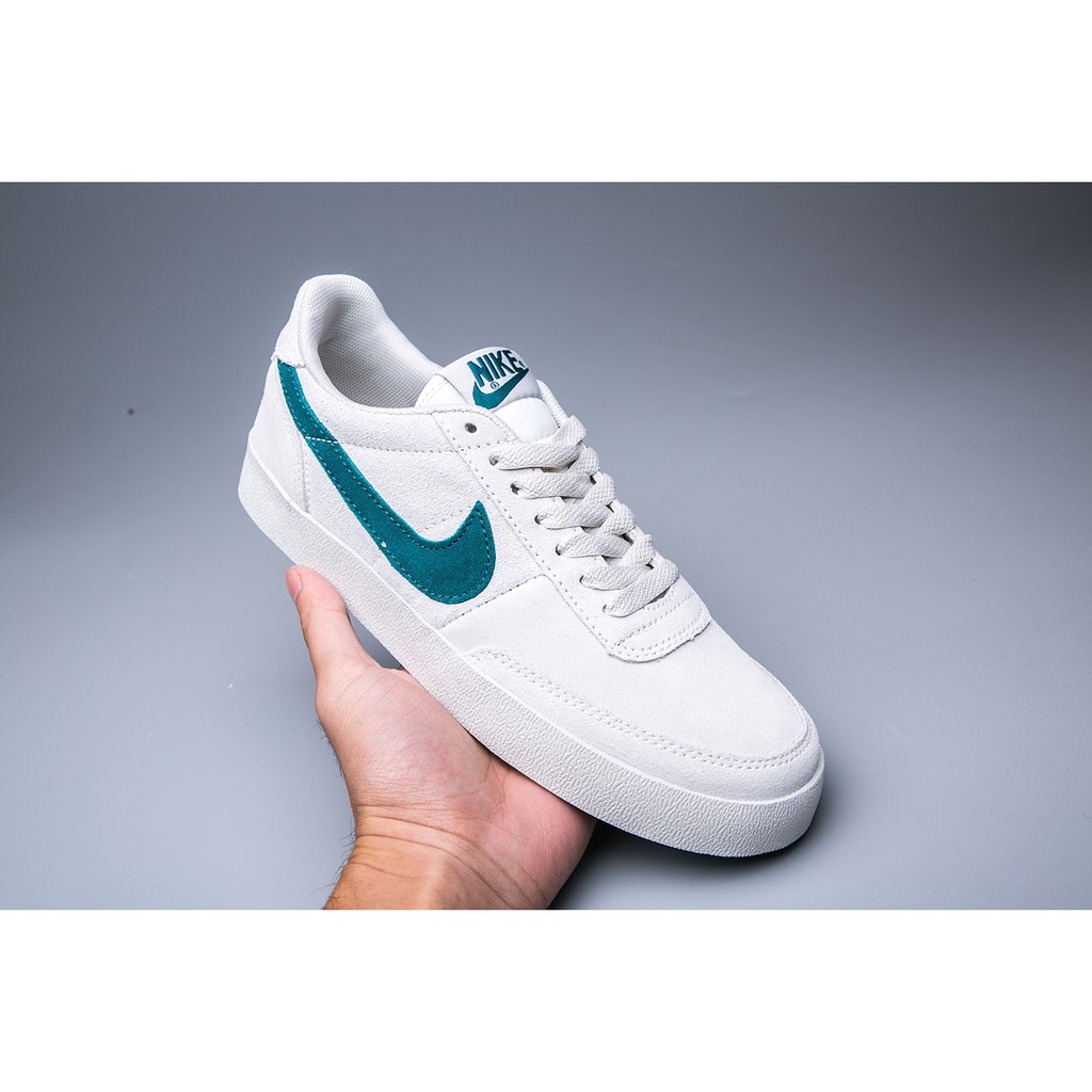 nike flat sneakers for ladies