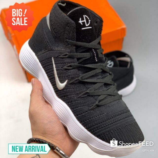 nike flyknit basketball shoes