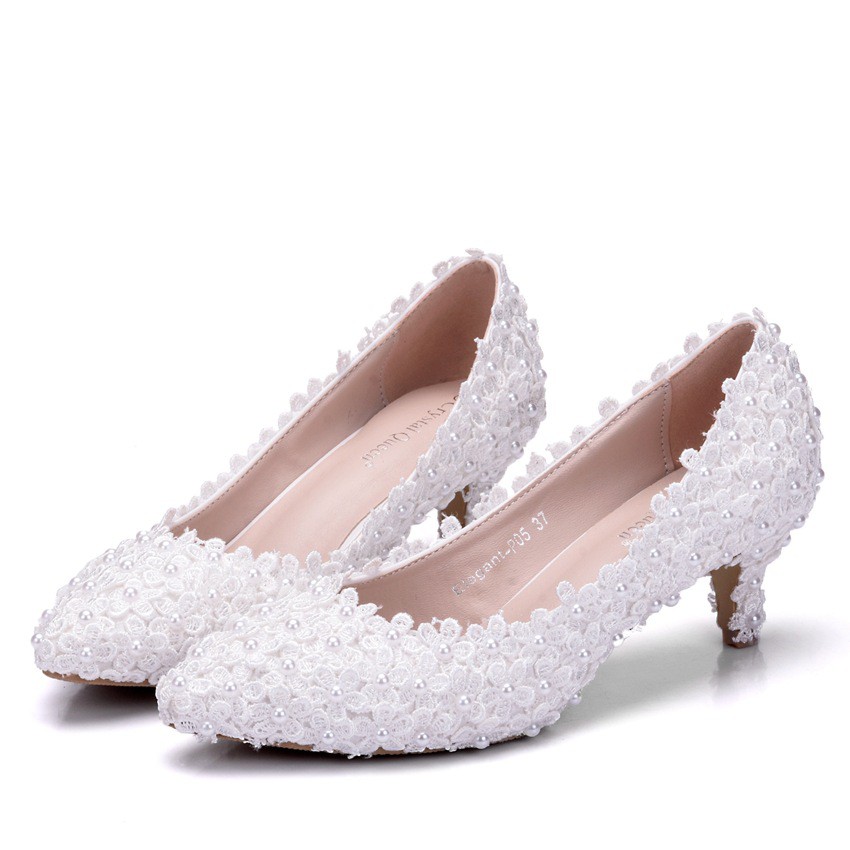 pointed wedding shoes