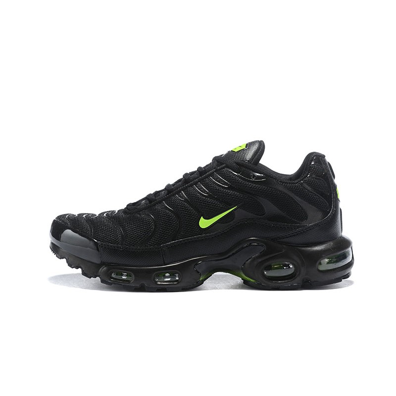 nike air max plus black green