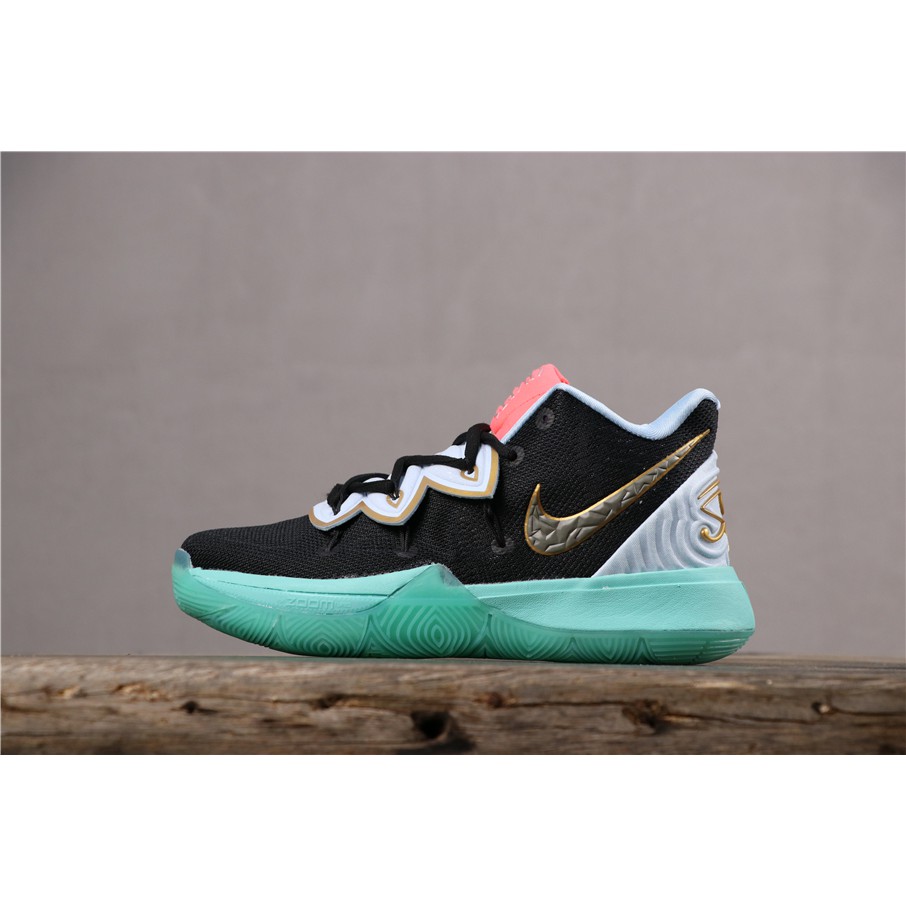 kyrie basketball shoes womens