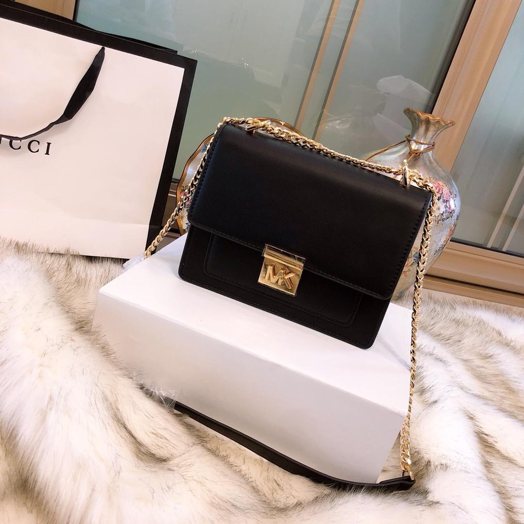 michael kors box purse