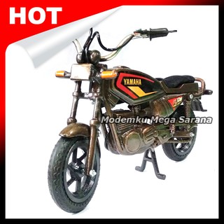 yamaha rx 100 diecast