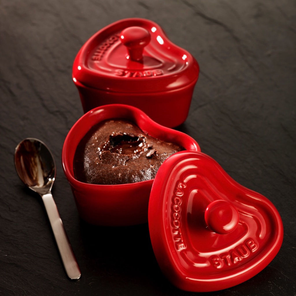 STAUB® Ceramic Mini Heart Shaped Cocotte, 10cm, Cherry | Shopee Malaysia