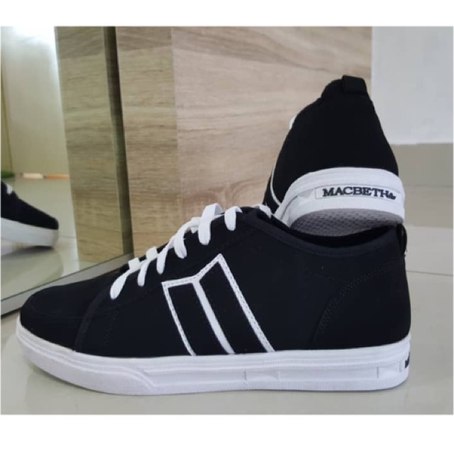 macbeth running shoes
