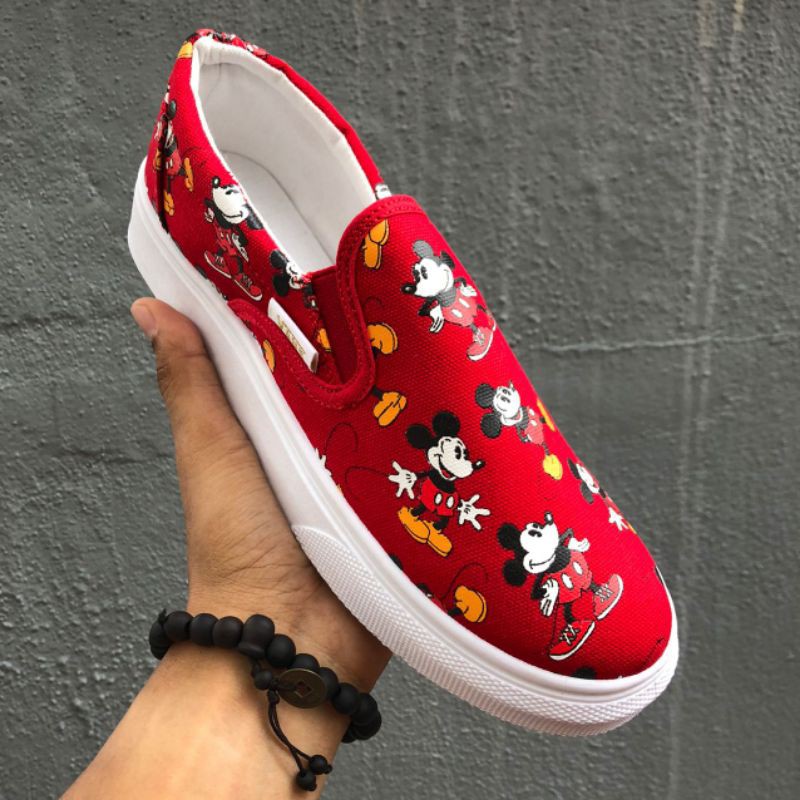vans red casual shoes