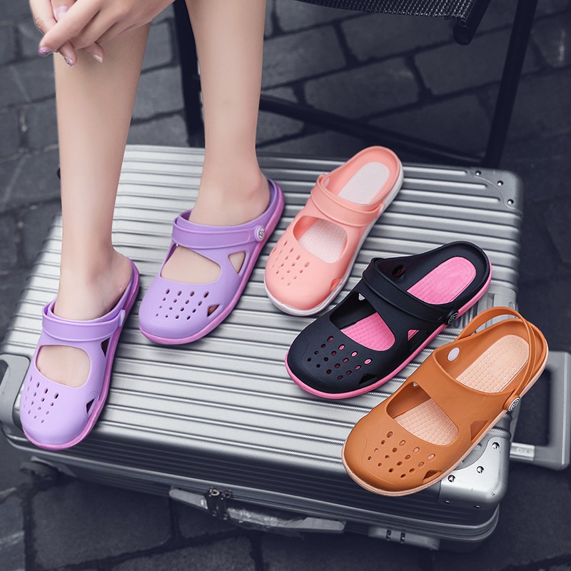 crocs women's duet sport clog