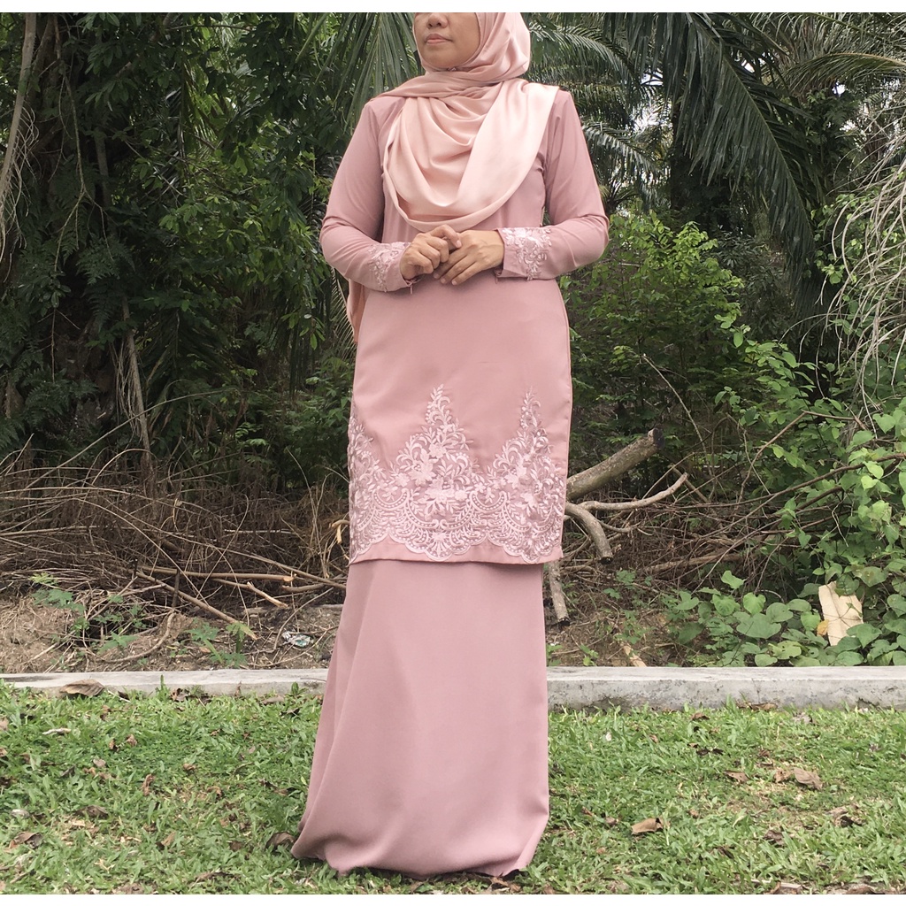 BAJU KURUNG NAURA LACE | Shopee Malaysia