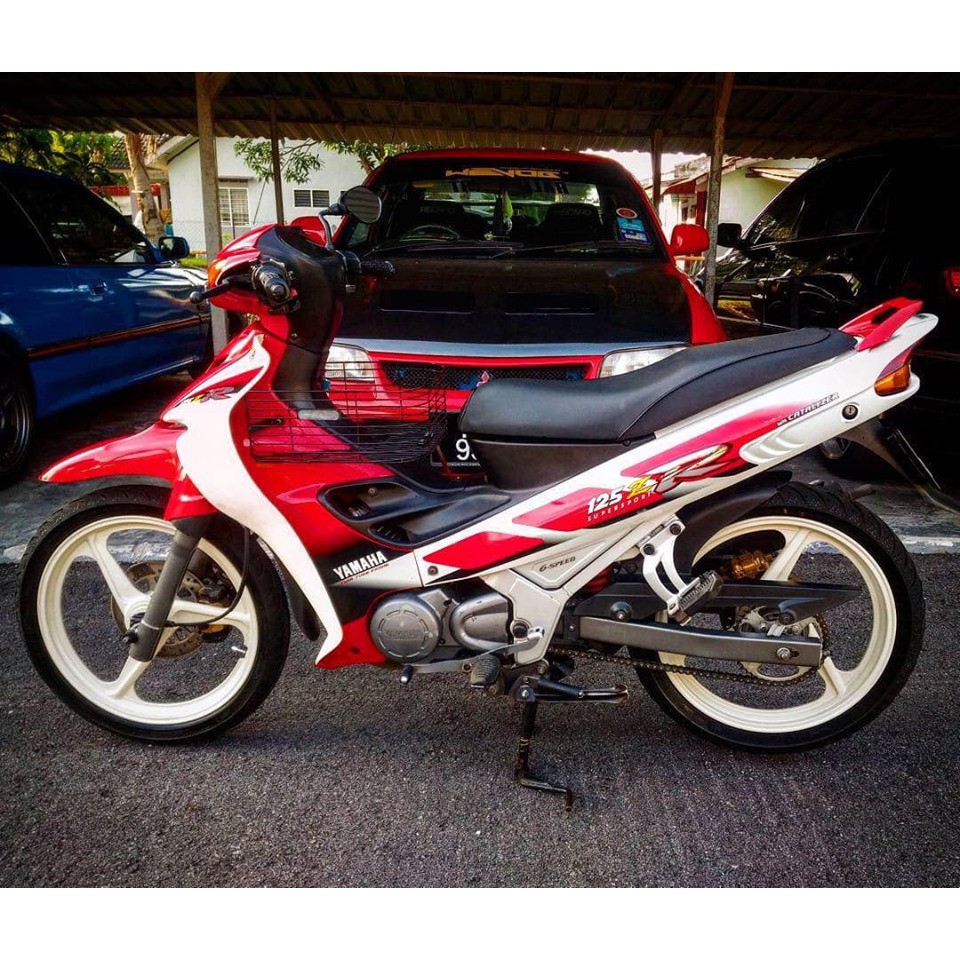 Yamaha 125z Merah Bata - Rumah Joglo Limasan Work