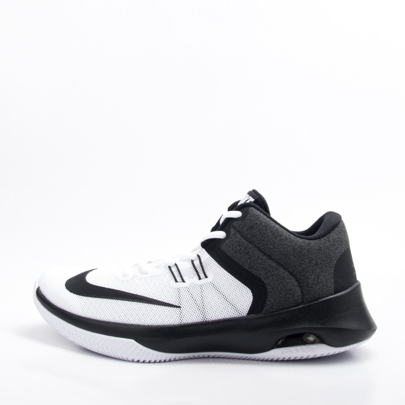 nike air versitile ii basketball shoes