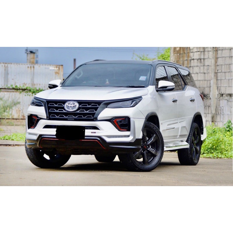 Toyota Fortuner Mc Legender Luxury Bodykit Body Kit