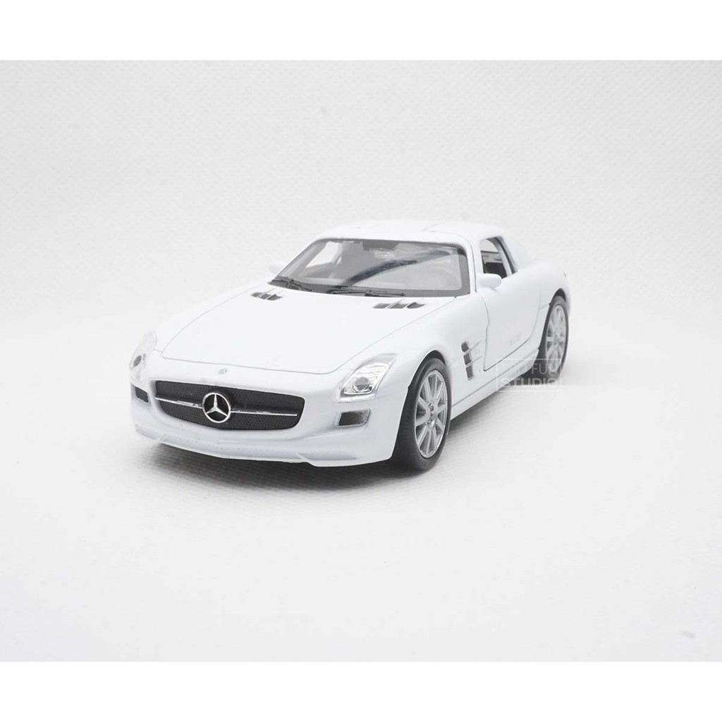 Welly Mercedes-benz SLS AMG racing 1/36 1/32 1/34 Diescat Car model White