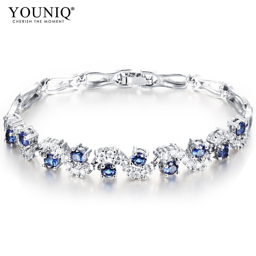 gelang tangan YOUNIQ Crescent Cubic Zirconia Platinum Plated Silver / 18K Gold Bracelet x NASOM Charity Hand Painted Gif