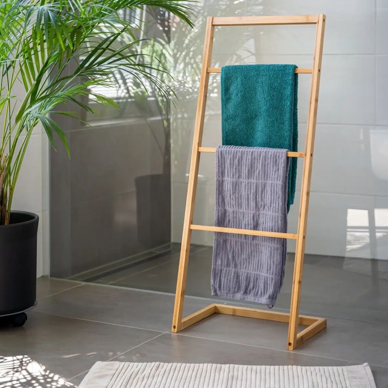 Decorative ladder with stand/ Tangga sejadah/ Sajaddah rack/ Racks ...