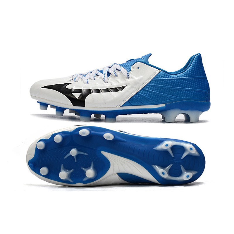 mizuno compete turf