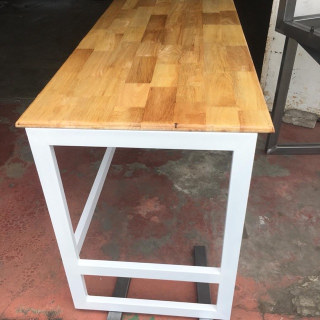 rubberwood table