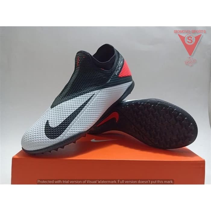 nike futsal phantom vsn