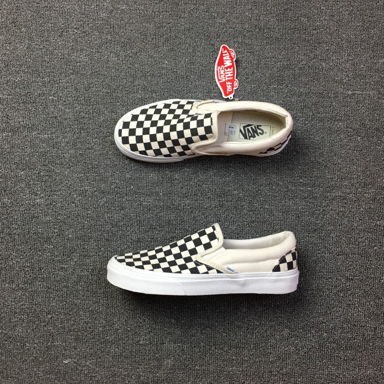 vans slip on 44