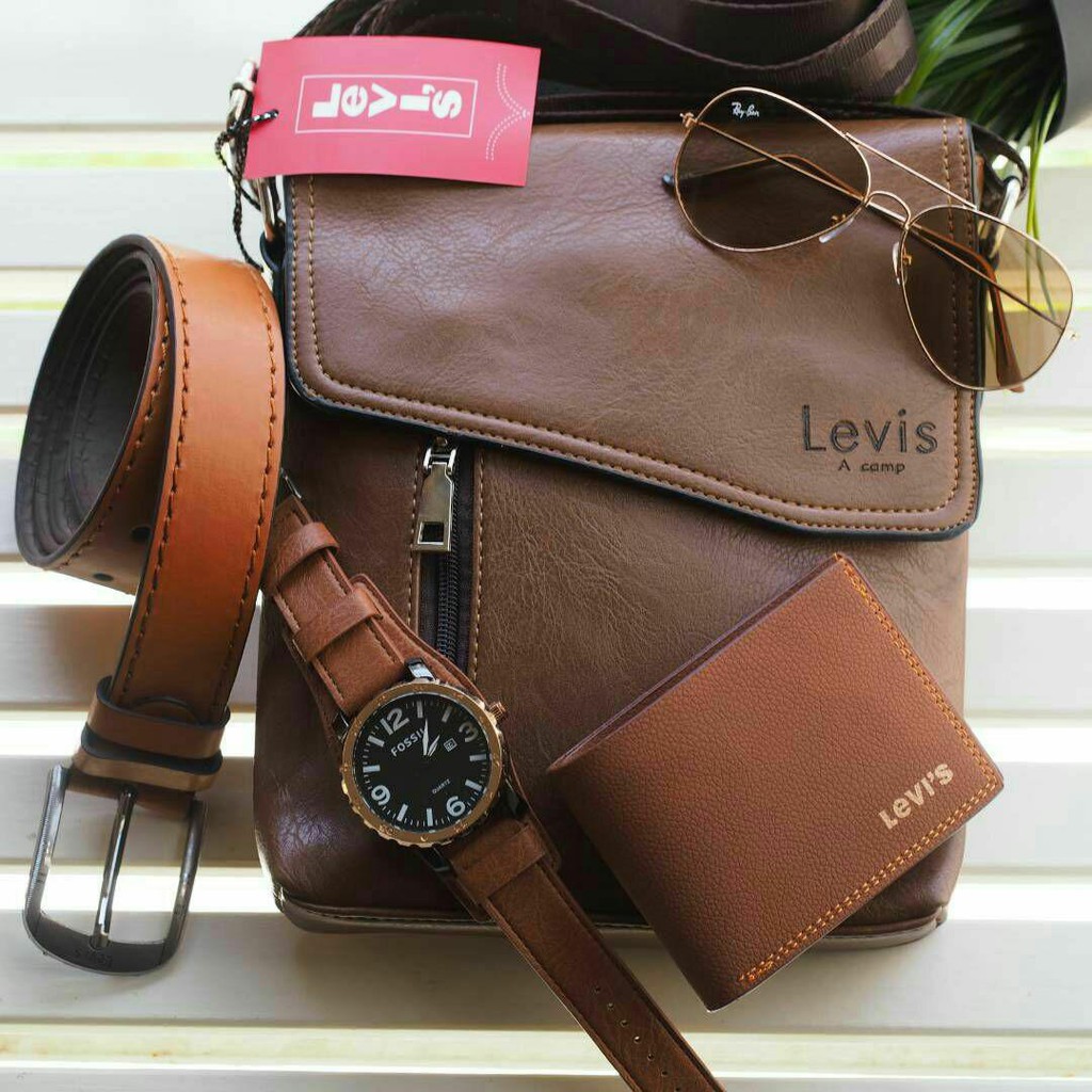 levis a camp leather bag