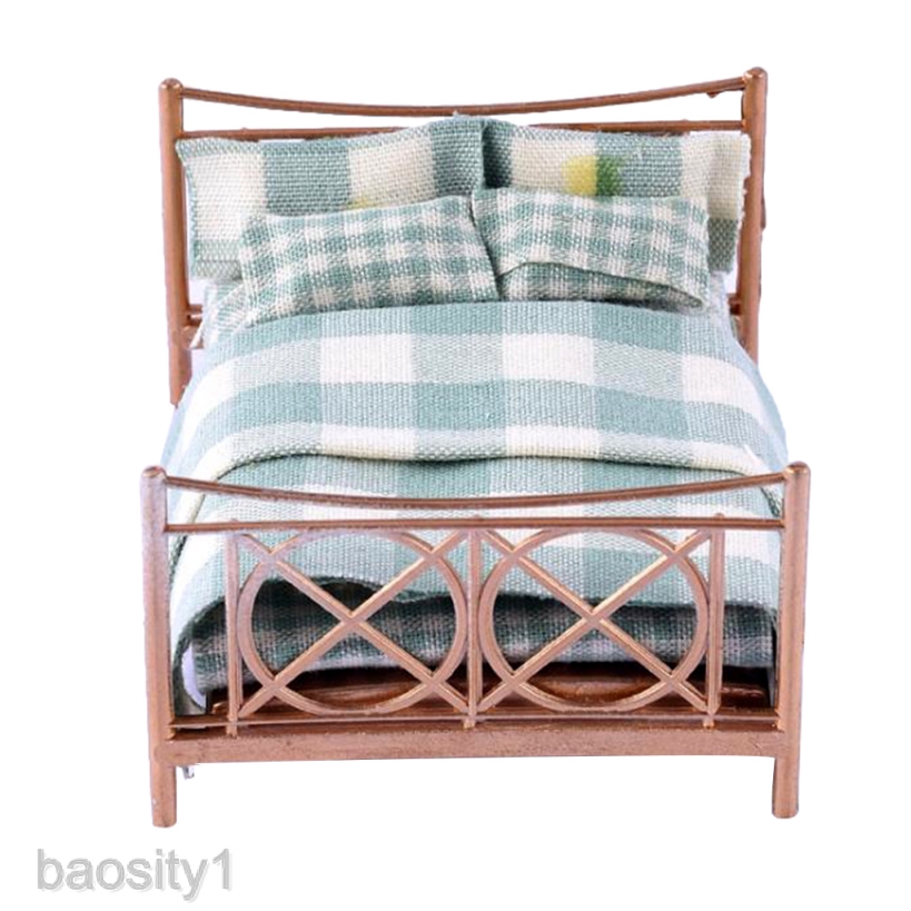miniature bed diy