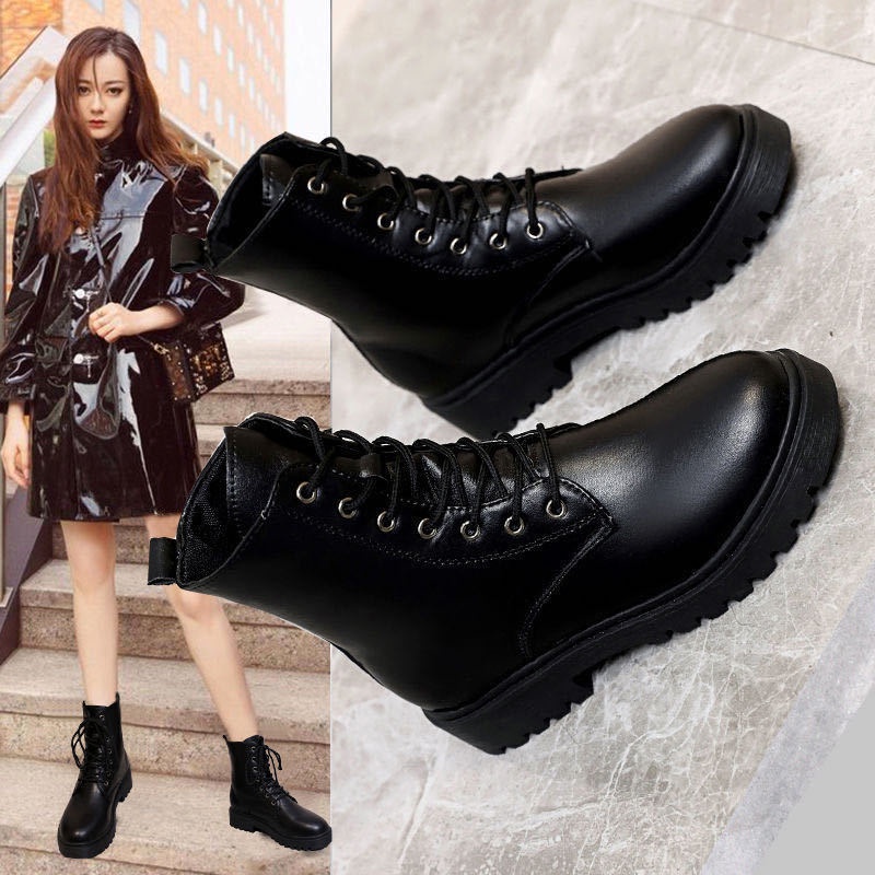Popyoung Malaysia Ready Stock kasut perempuan flat bottom Chelsea Boots Winter boots versatile motorcycle boots short boots women's shoes