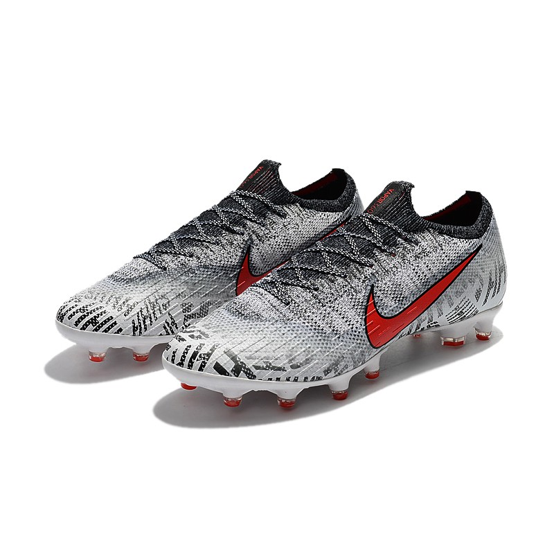 nike shhh boots