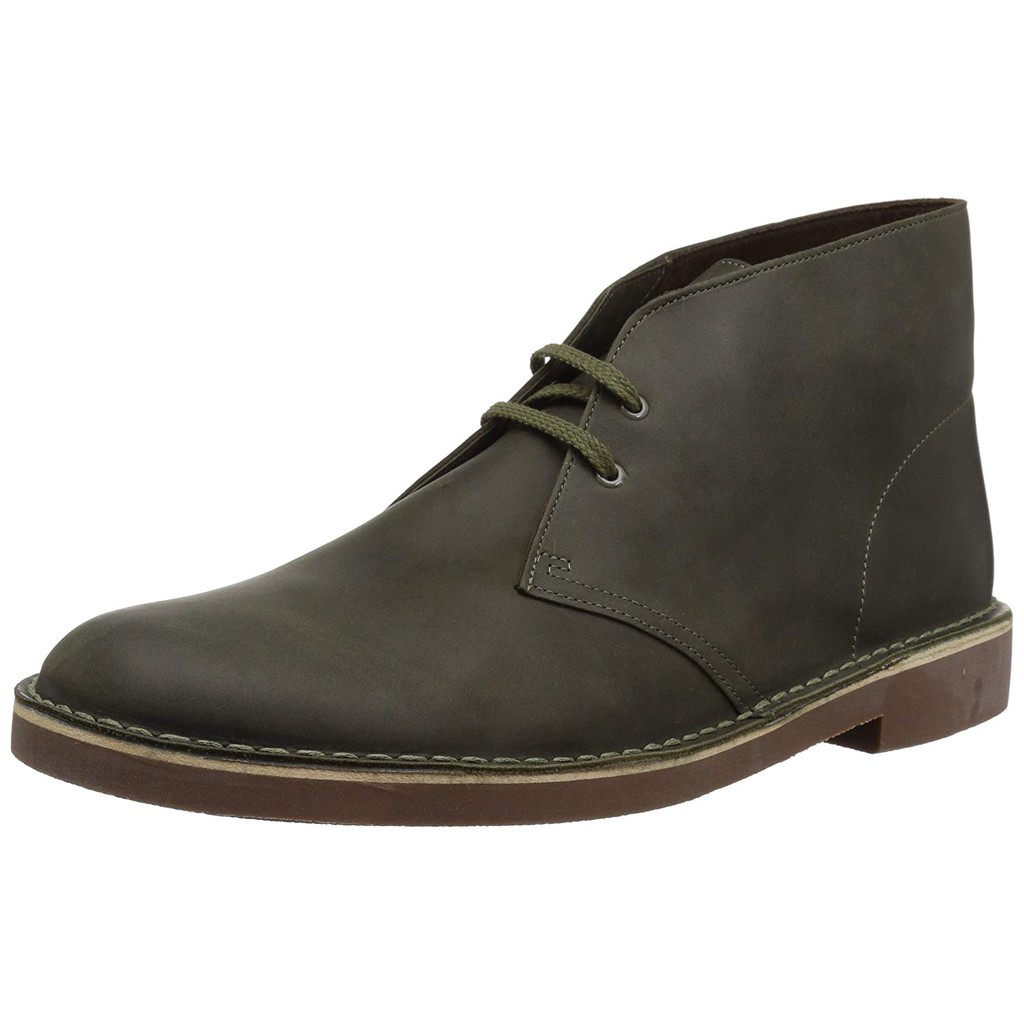 clarks leather chukka boots