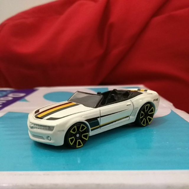 hot wheels 69 camaro tm gm