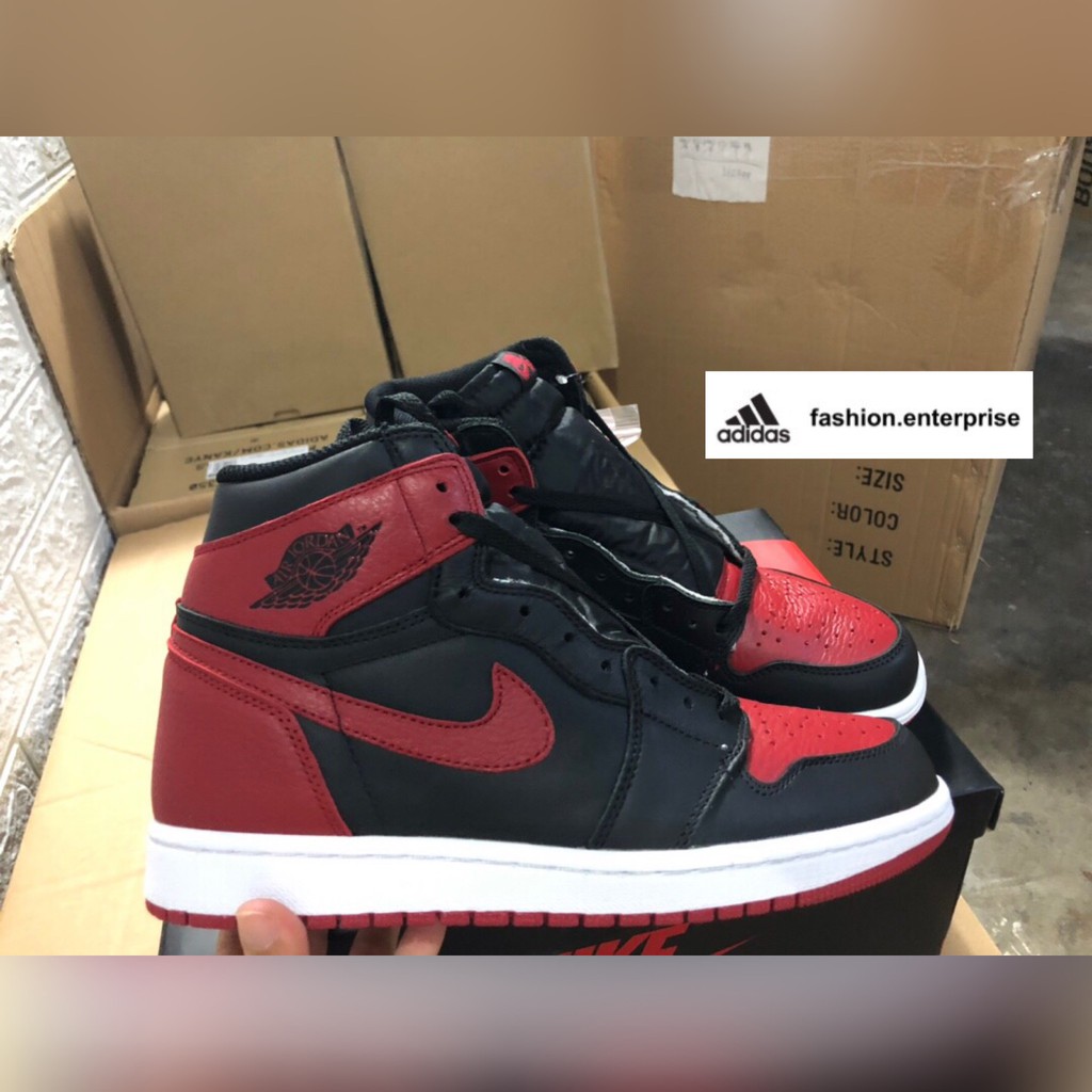 Nike Air Jordan 1 OG Banned | Shopee 