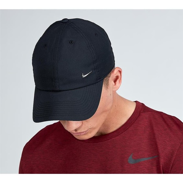 nike heritage 86 metal swoosh cap