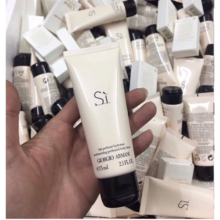 giorgio armani si moisturizing perfumed body lotion