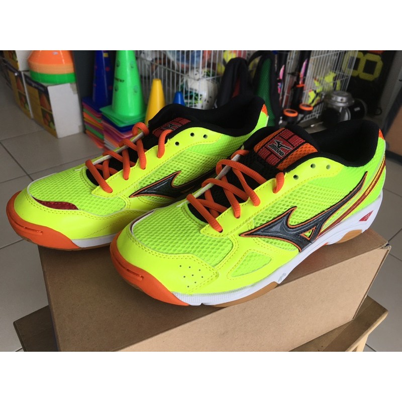 mizuno wave twister 3 orange