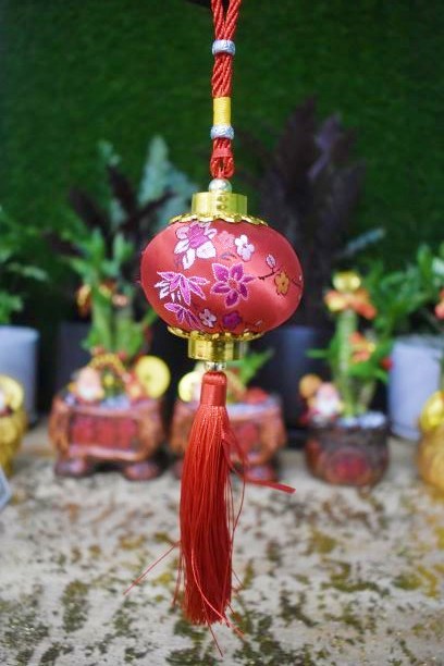 GNC - Red Embroidery Flower Lattern CNY Decoration 红色花刺绣灯笼