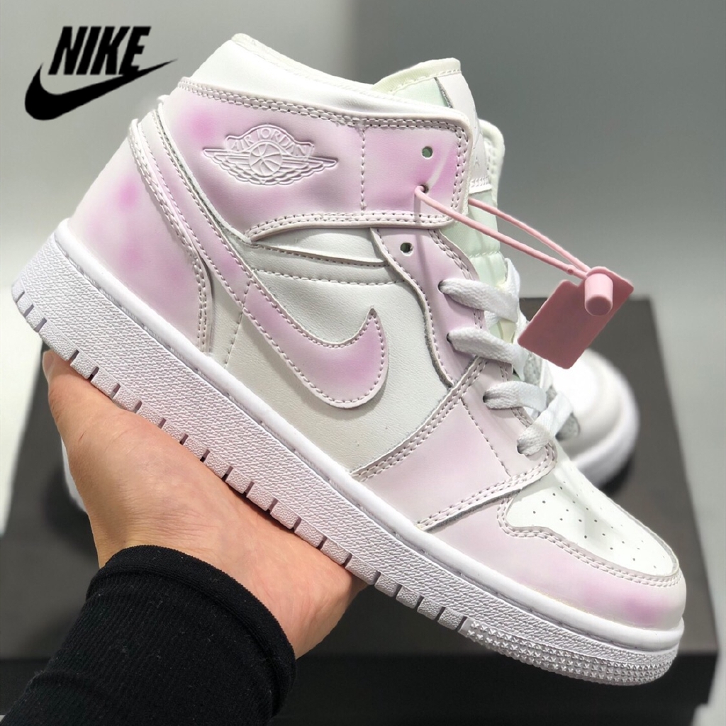 nike jordan 1 mid woman