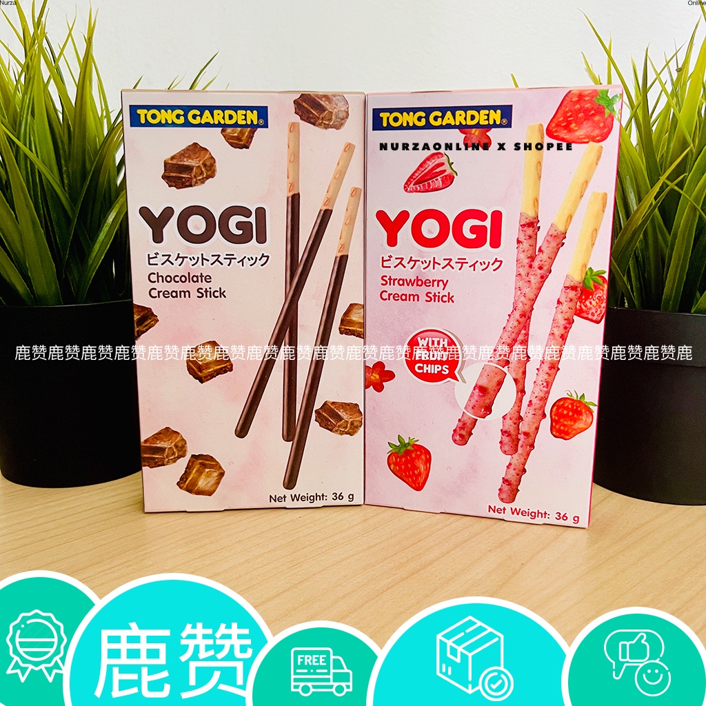 Tong Garden Yogi Biscuit Stick Chocolate/ Strawberry Flavour 36g