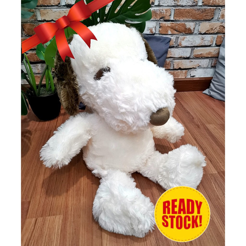 big snoopy stuffed animal