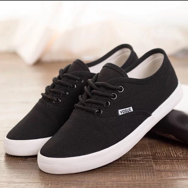 black colour ladies shoes