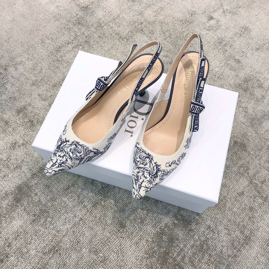 D Embroidered stiletto high-heeled women's shoes (heel height 6.5cm)